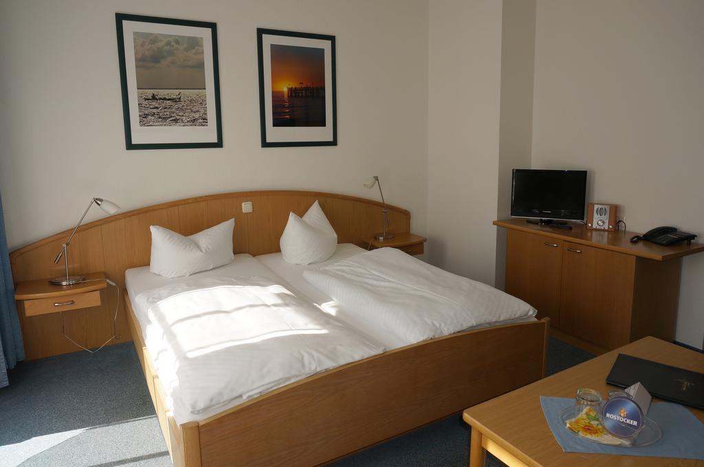 Hotel Deutsches Haus Am Fischlander Hafen