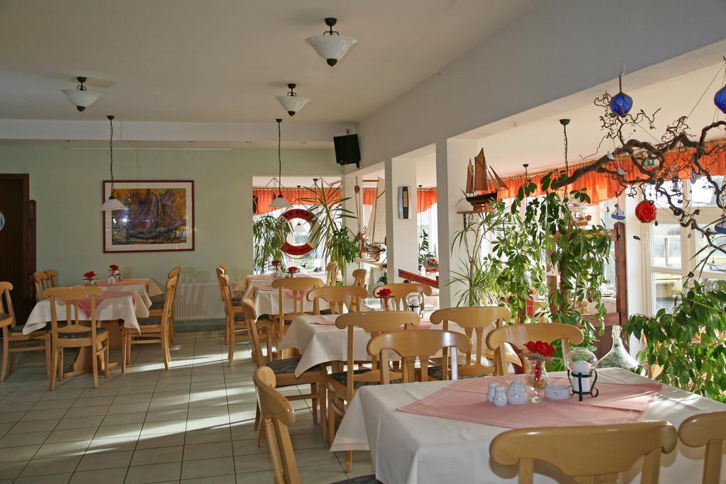 Deutsches Haus Am Fischlander Hafen Hotel 2*