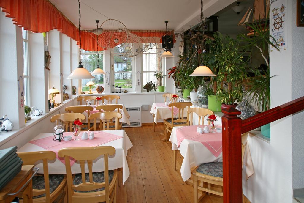 Deutsches Haus Am Fischlander Hafen 2* Wustrow (Fischland)